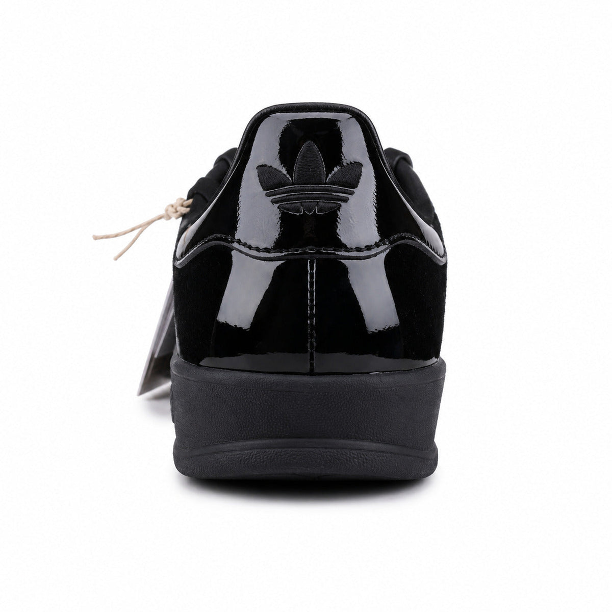 Adidas Gazelle Bold charol negro detalle talón trefoil negro