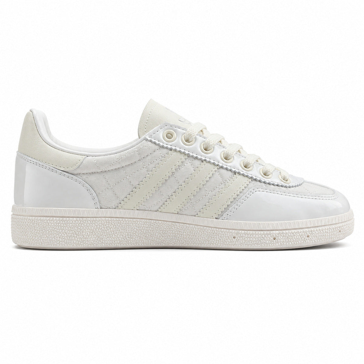 Adidas Handball Spezial plateado crema charol vista lateral izquierda