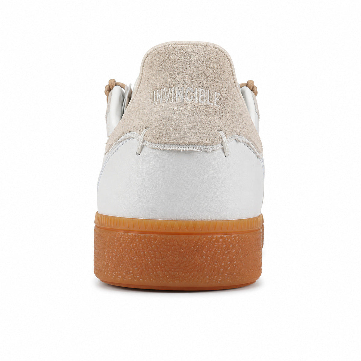 Adidas Handball Spezial x Invincible detalle talón bordado Invincible beige