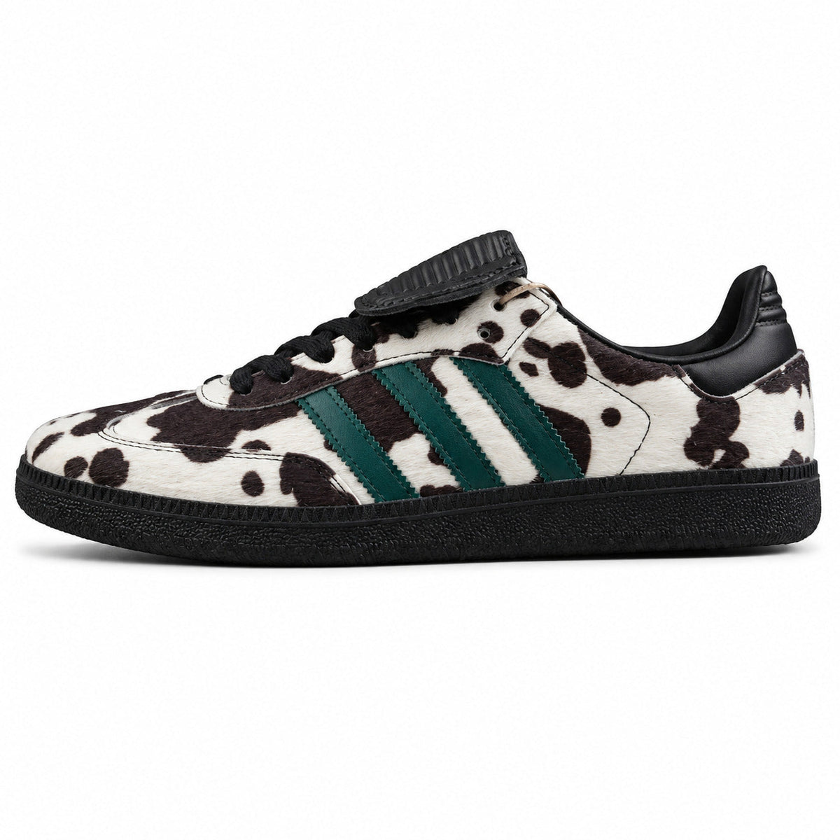 Adidas Samba LT x Stüssy estampado vaca verde negro lateral izquierdo
