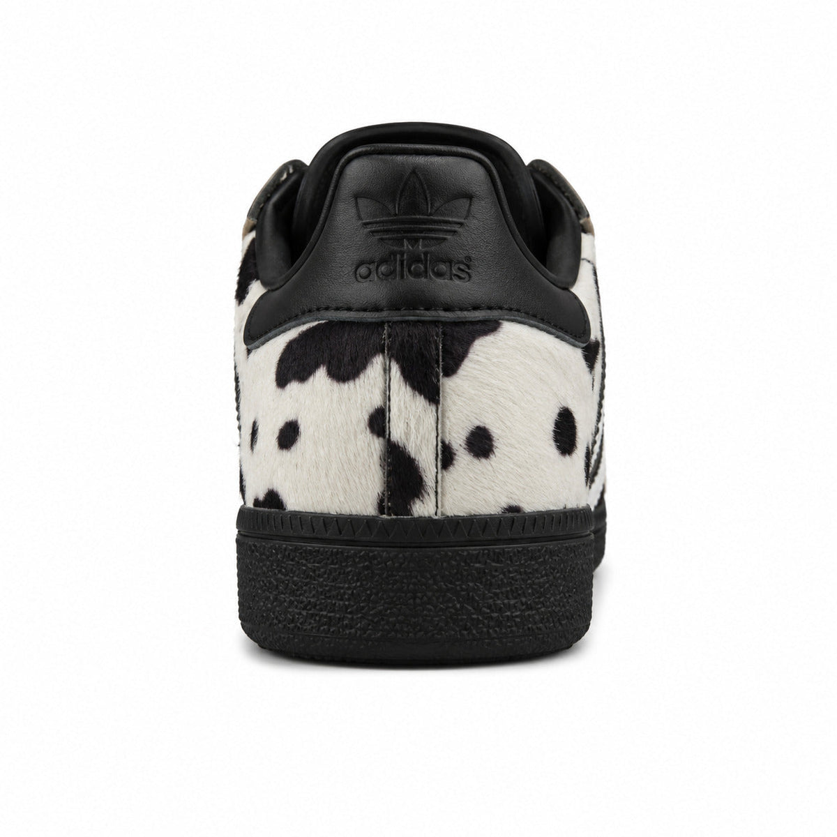 Adidas Samba LT x Stüssy estampado vaca negro detalle talón Trefoil
