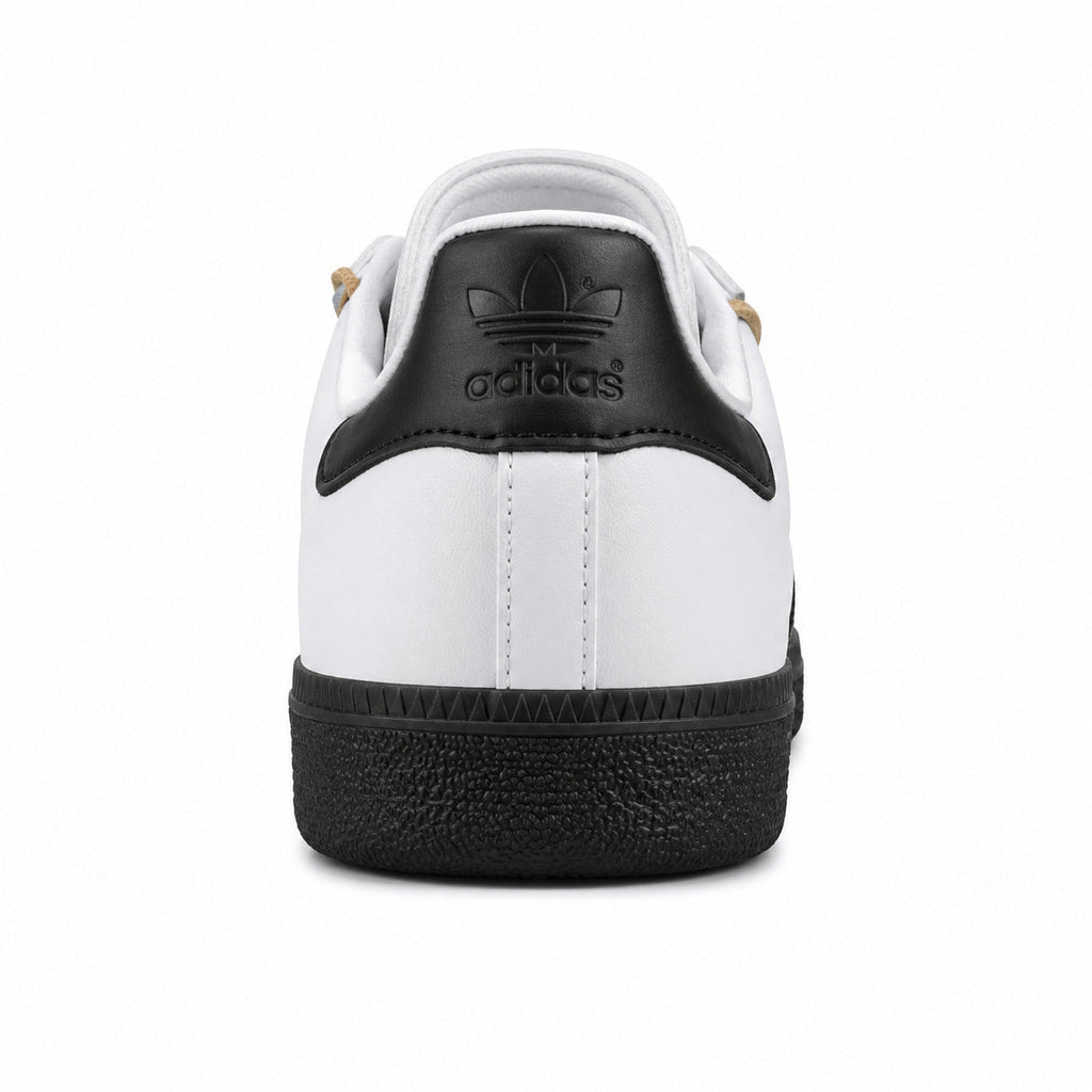 Adidas Samba OG blanco negro detalle talón Trefoil negro