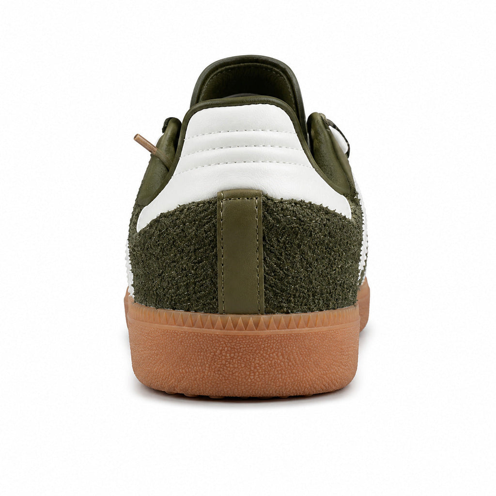 Adidas Samba OG bouclé oliva detalle talón blanco suela goma