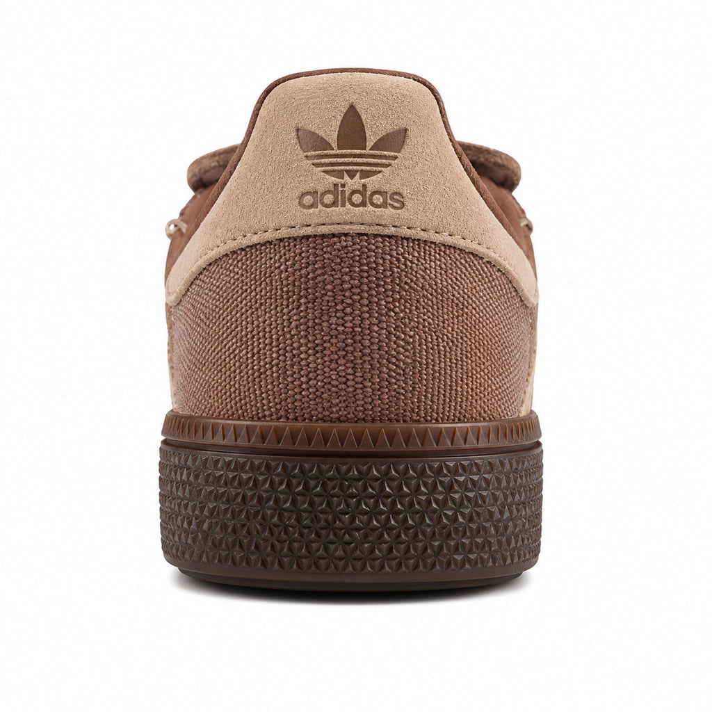 Adidas Samba Spezial marrón beige detalle contrafuerte trasero textura