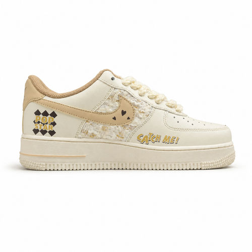 Nike Air Force 1 Low Catch Me Pop Star crema dorado lateral derecha