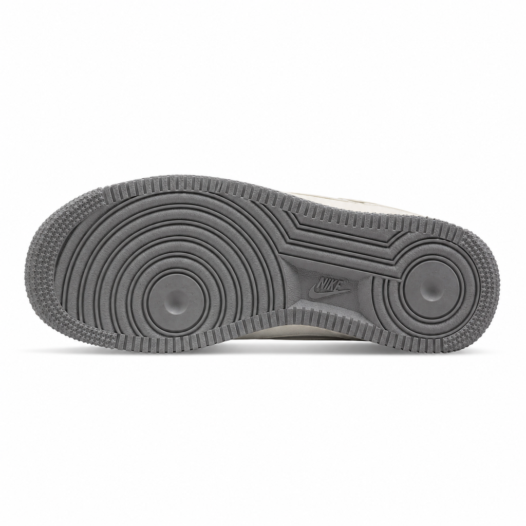 Nike Air Force 1 Low x Stussy beige suela gris