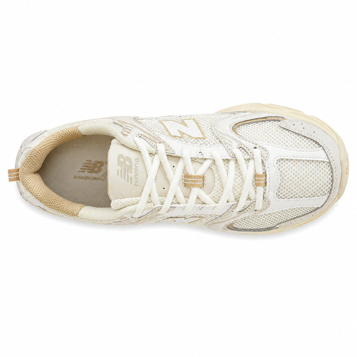 New Balance 530 crema y beige, vista superior con palmilla beige
