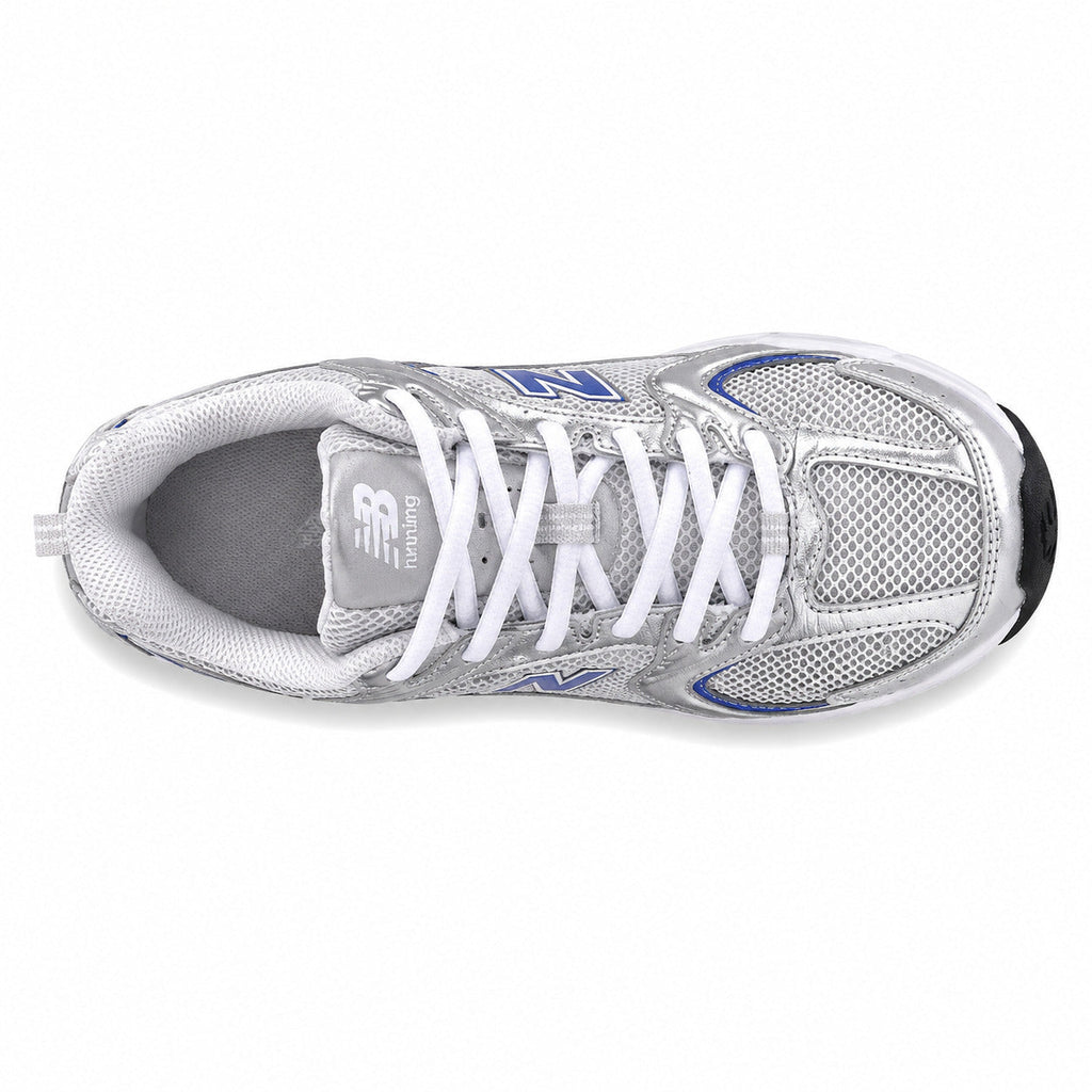 New Balance 530 plata azul metalizado vista superior cordones