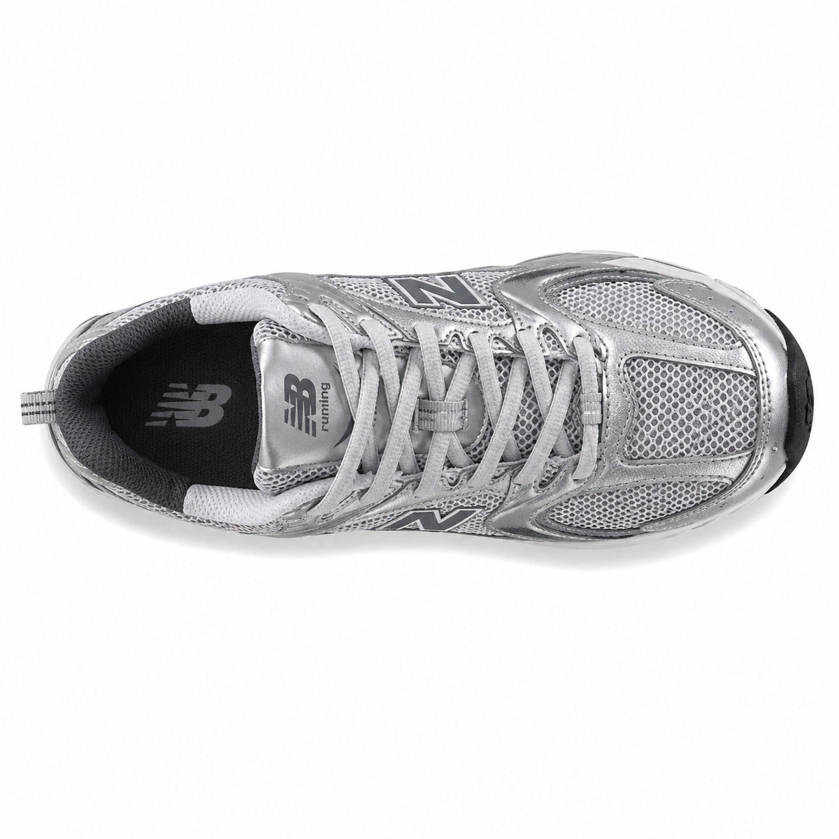 New Balance 530 plata metalizado vista superior cordones