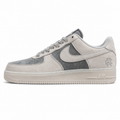 Nike Air Force 1 07 gris claro wolf grey suede lateral izquierda