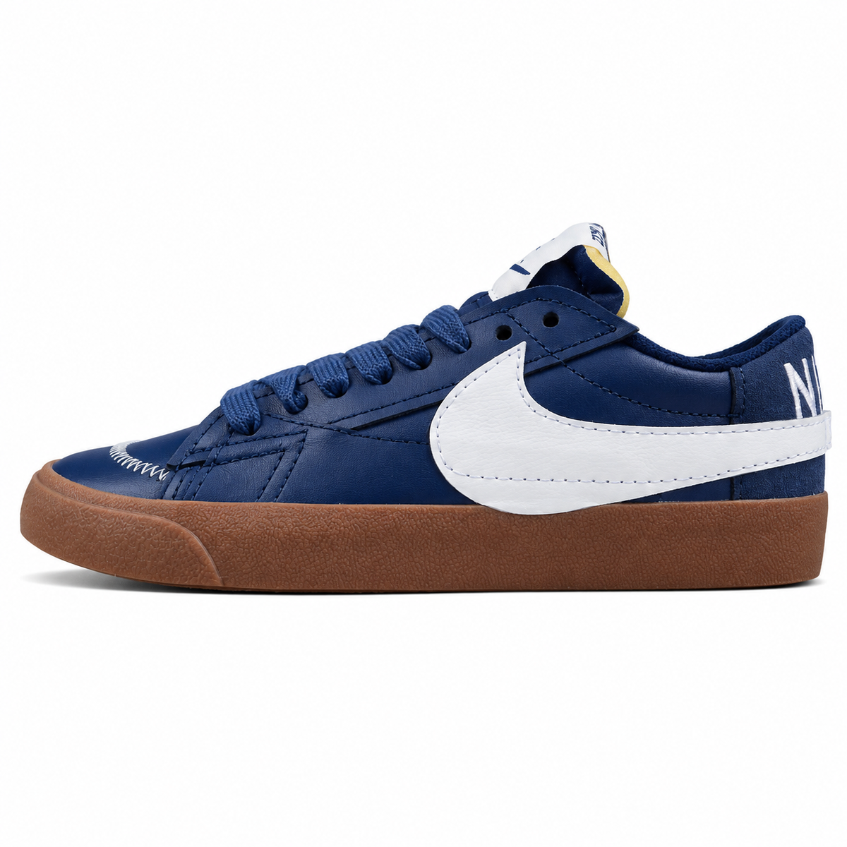 Nike Blazer Low 77 azul marino blanco gum lateral izquierda