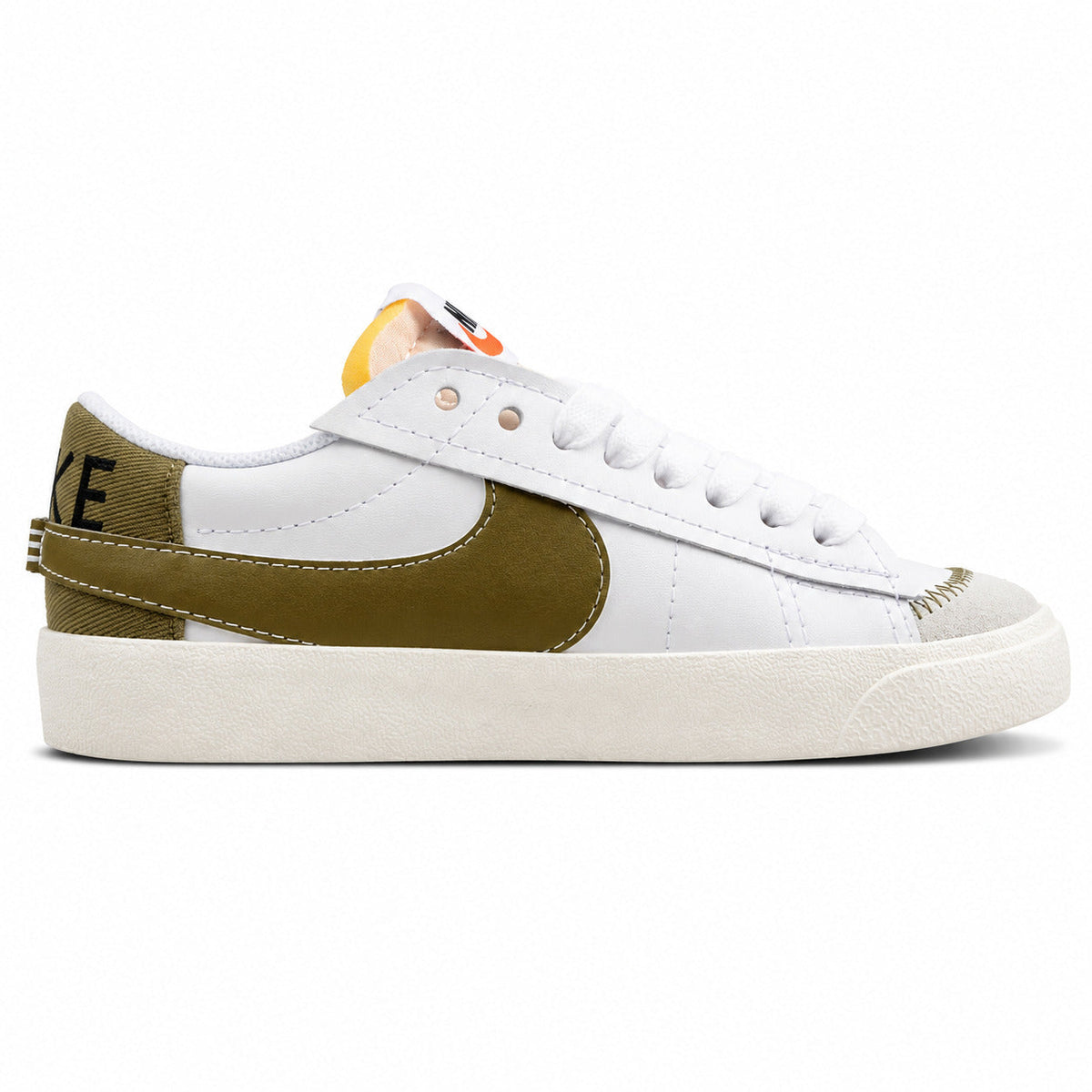 Nike Blazer Low 77 blanco dorado lateral izquierda detalle