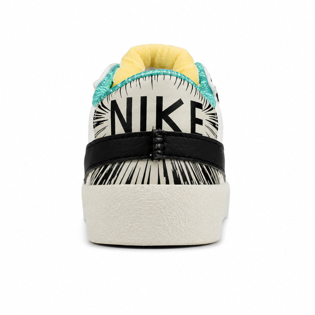 Nike Blazer Low 77 blanco multicolor vista trasera