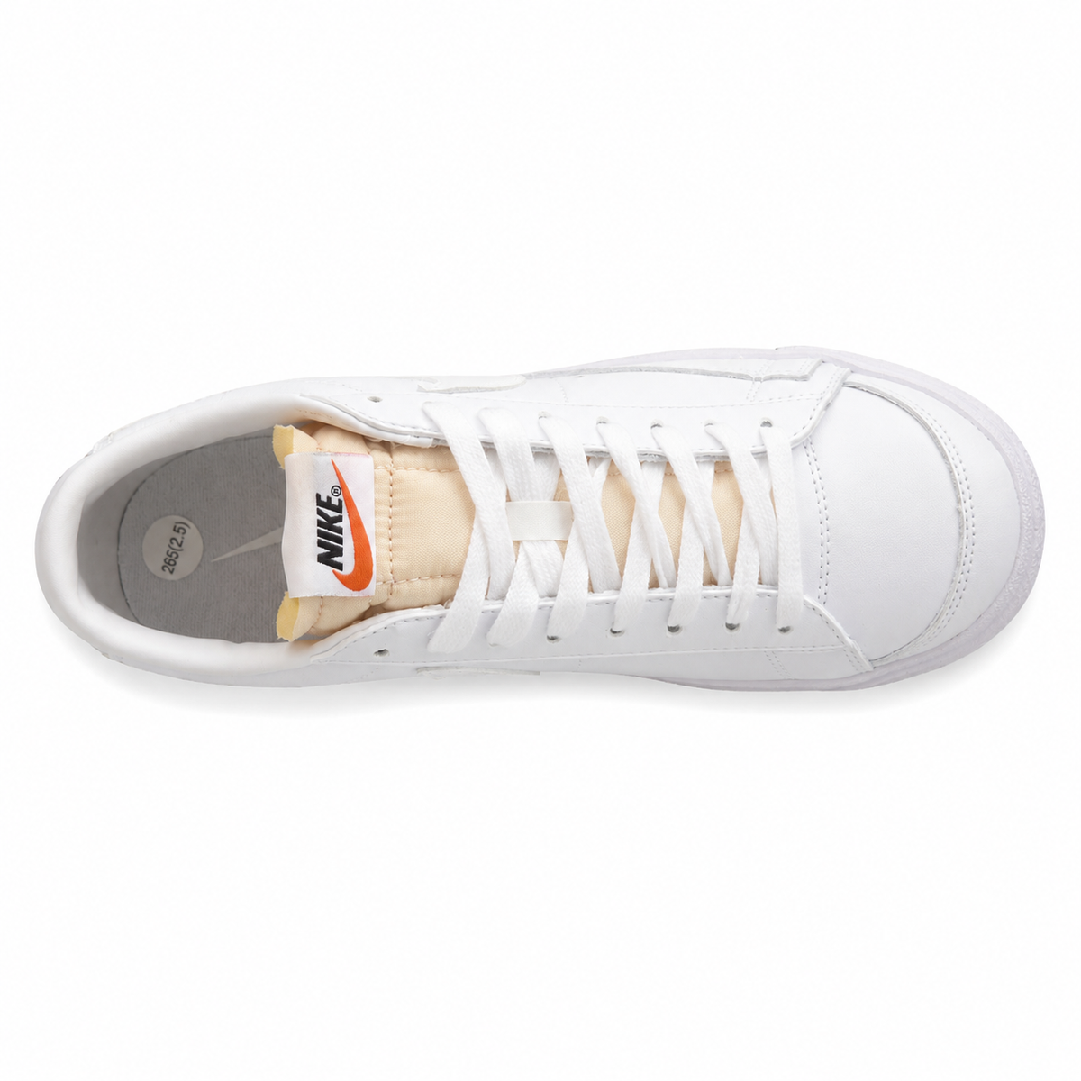 Nike Blazer Low 77 blanco vista superior