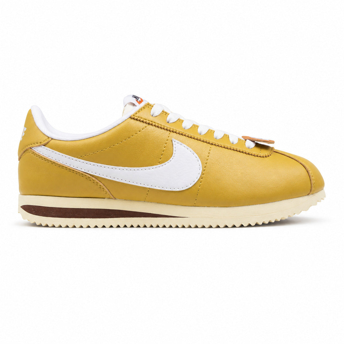 Nike Cortez amarillo blanco lateral derecha
