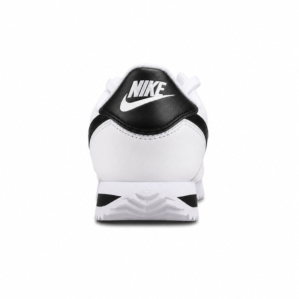Nike Cortez blanco negro detalle talón