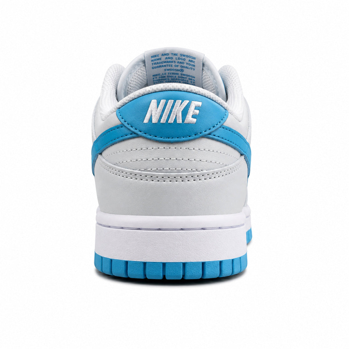 Nike Dunk Low gris humo azul cielo detalle talón