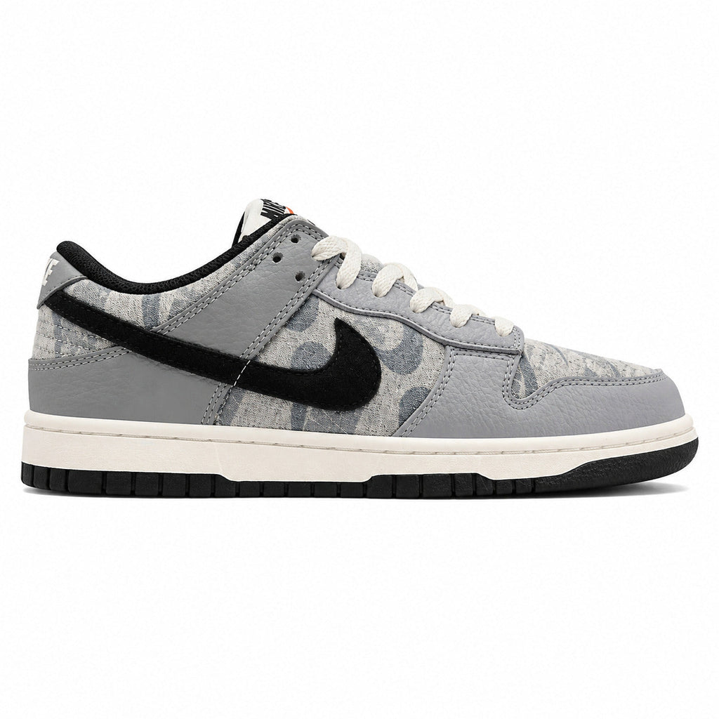 Nike Dunk Low gris off noir estampado animal lateral derecha