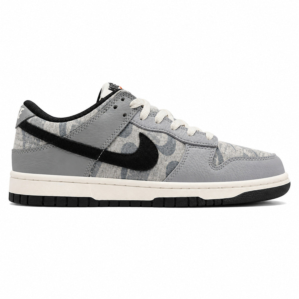 Nike Dunk Low gris off noir estampado animal lateral derecha