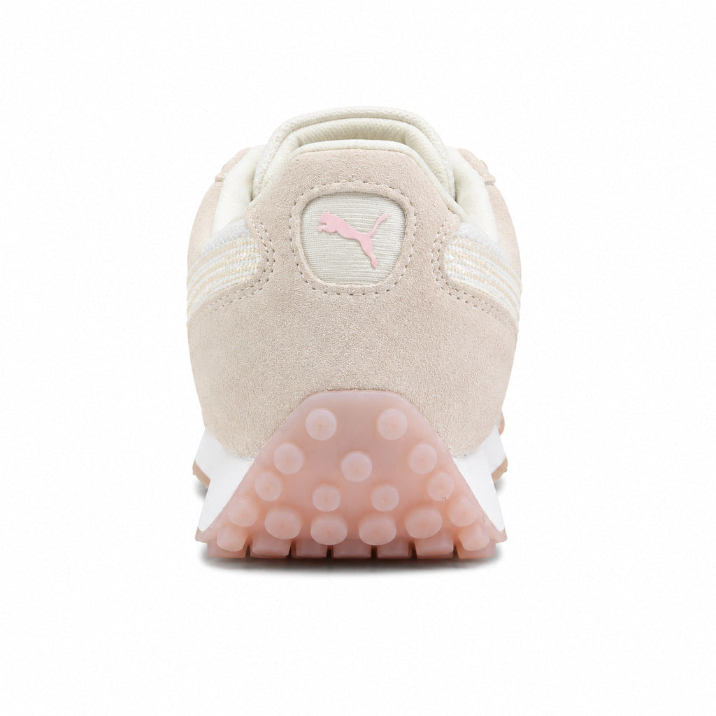 Puma Easy Rider Vintage blanco crema malla detalle talón rosa