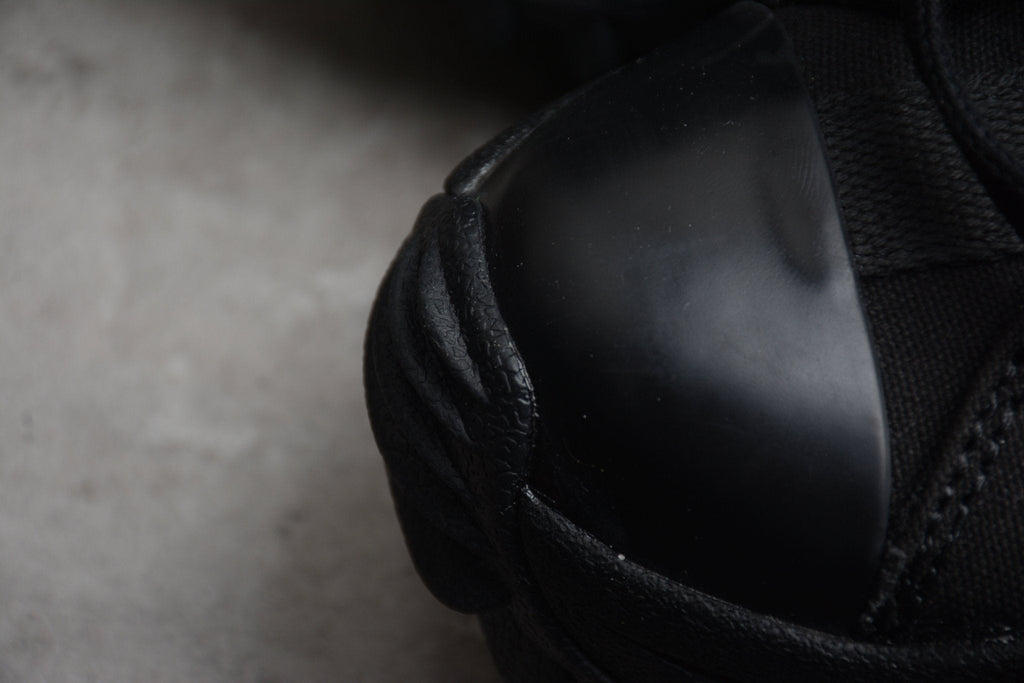 Essenza Rosa Run Star Motion HI Triple Black | zapatillas Essenza Rosa