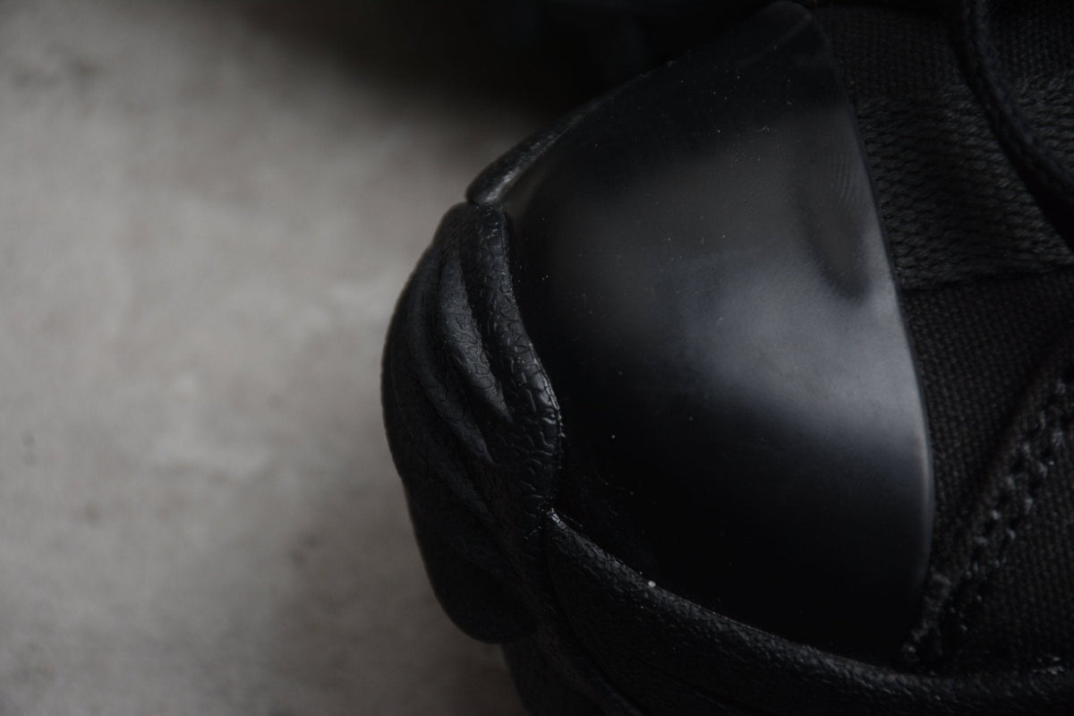 Essenza Rosa Run Star Motion HI Triple Black | zapatillas Essenza Rosa