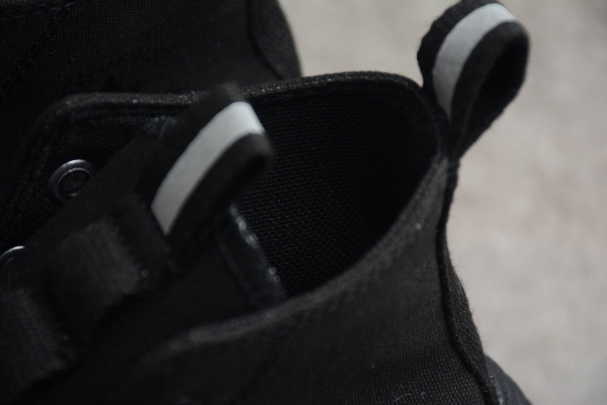 Essenza Rosa Run Star Motion HI Triple Black | zapatillas Essenza Rosa